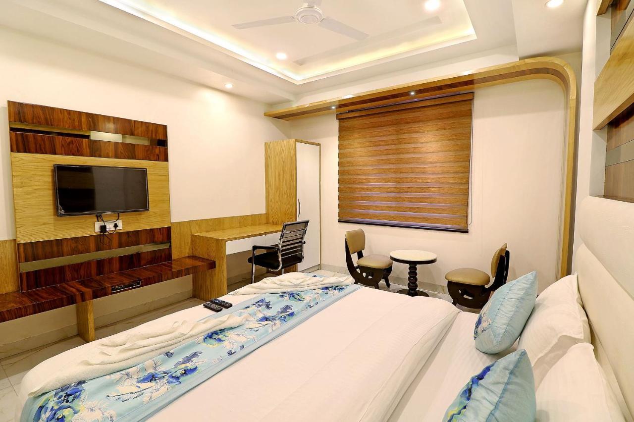 Hotel York Legacy -3 Minutes Walk From New Delhi Railway Station 'The 5 Star Ambience' Newly Built Екстериор снимка