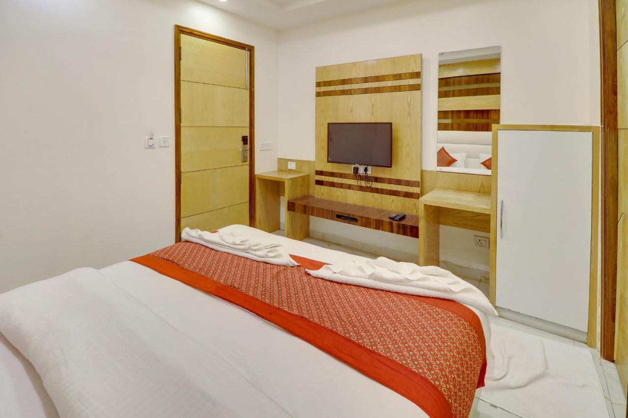 Hotel York Legacy -3 Minutes Walk From New Delhi Railway Station 'The 5 Star Ambience' Newly Built Екстериор снимка
