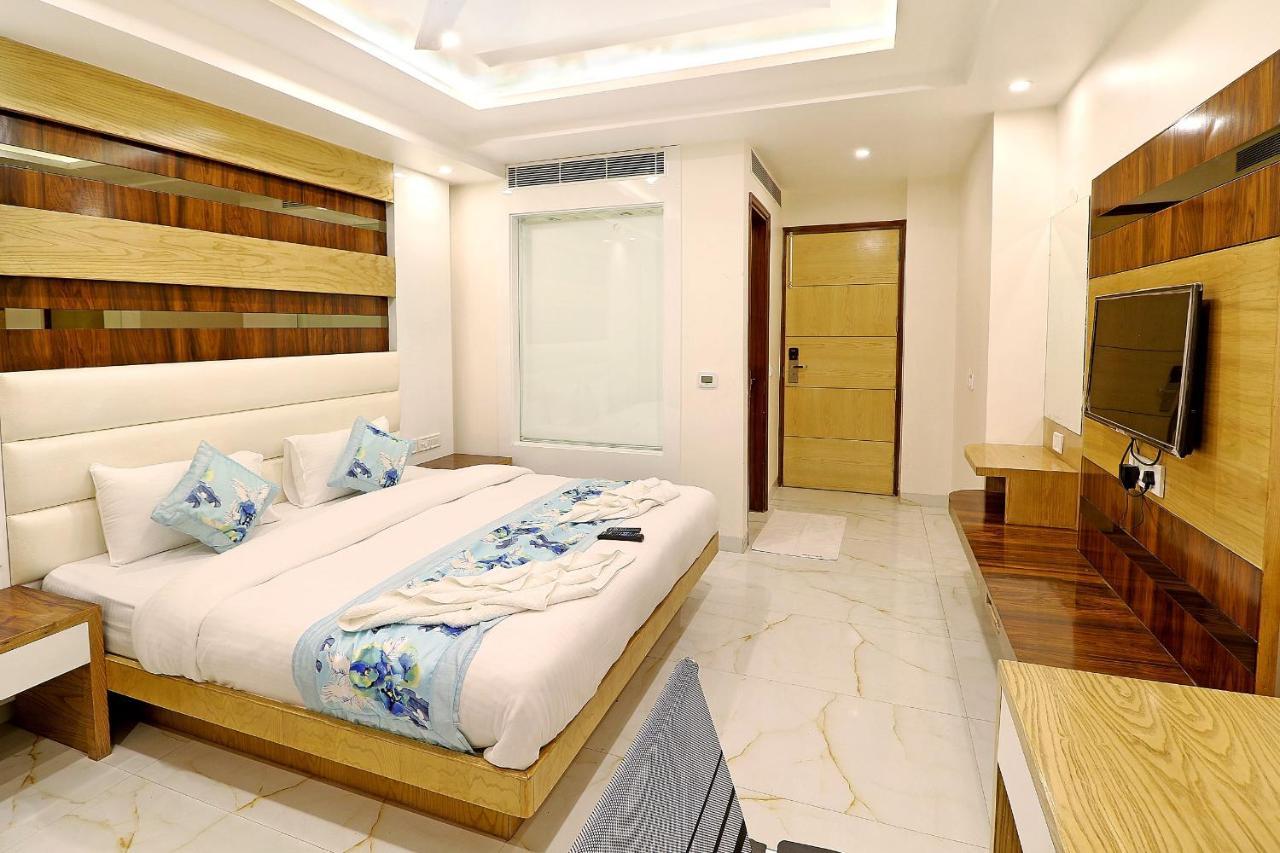 Hotel York Legacy -3 Minutes Walk From New Delhi Railway Station 'The 5 Star Ambience' Newly Built Екстериор снимка